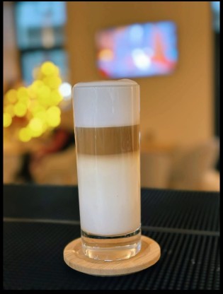 Le Petit Café