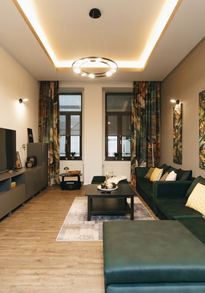 Vok Luxury Home/Tropical Living