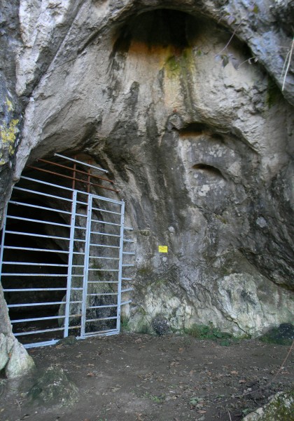 Sinesie Höhle