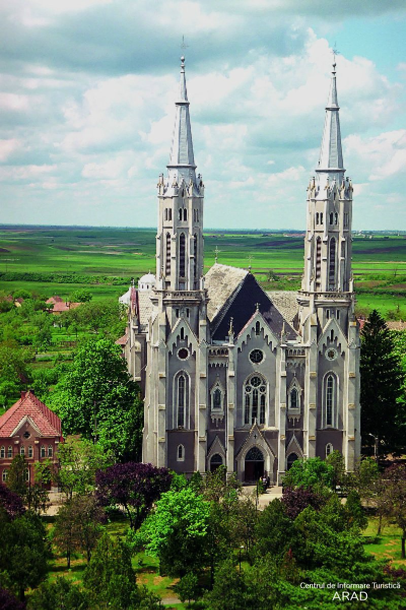 Biserica Romano Catolică Cnipt Arad