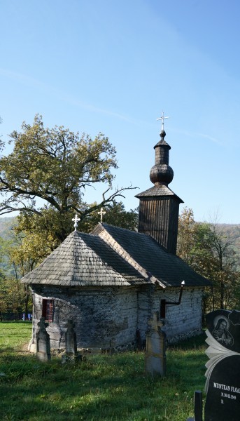 The wooden church from Ionești