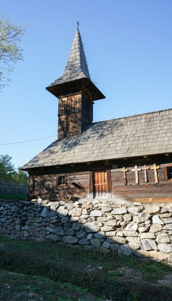 The wooden church from Groșii Noi