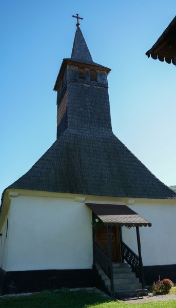 The wooden church from Roșia Nouă