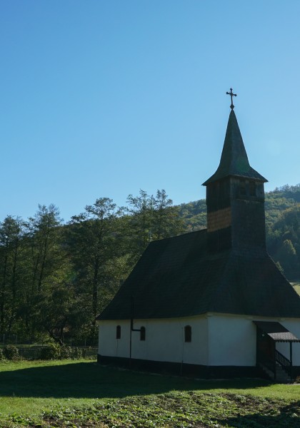 Biserica de lemn din Roșia Nouă