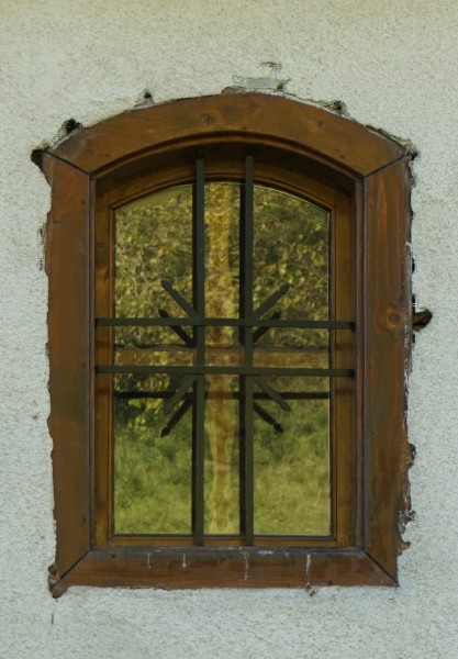 The wooden church from Roșia Nouă