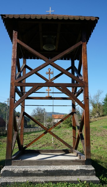 The wooden church from Roșia Nouă