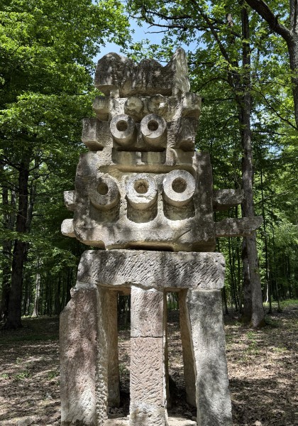 The sculpture park from Căsoaia