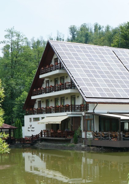 Pensiunea „Lacul liniștit”
