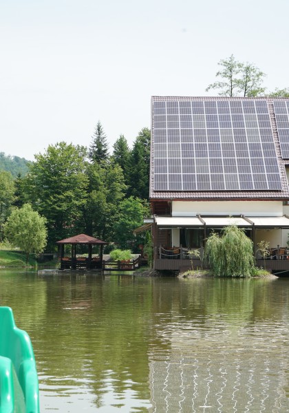 Pensiunea „Lacul liniștit”