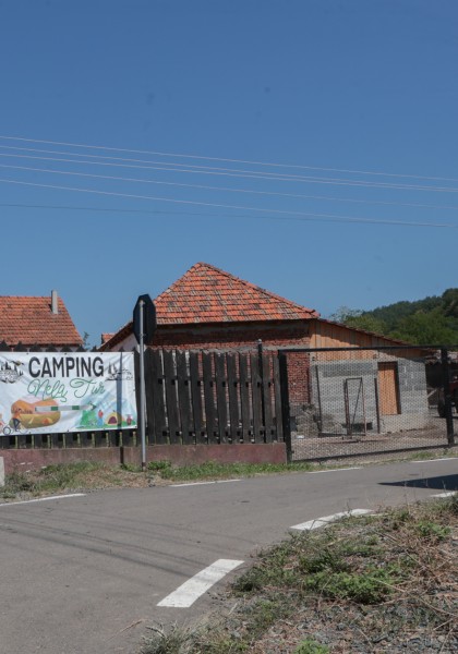 Camping Nela Tur